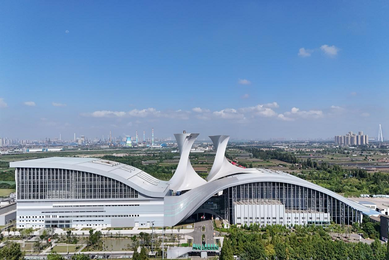 今年会武汉公司两青工被聘为“湖北青年环境 友好使者”