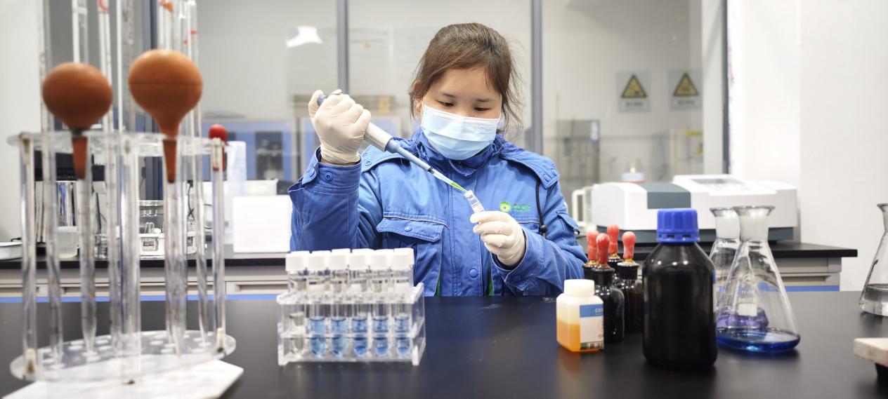 致敬“她”力量 绽放“她”光芒— —今年会优秀女职工代表特辑