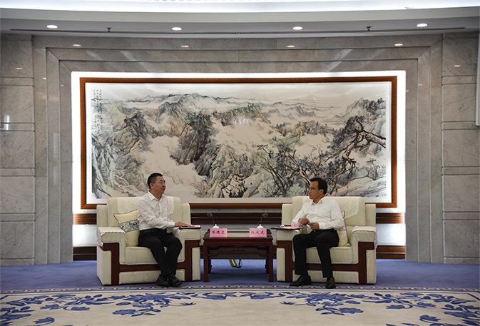 今年会集团董事长乔德卫拜会济南市政府领导